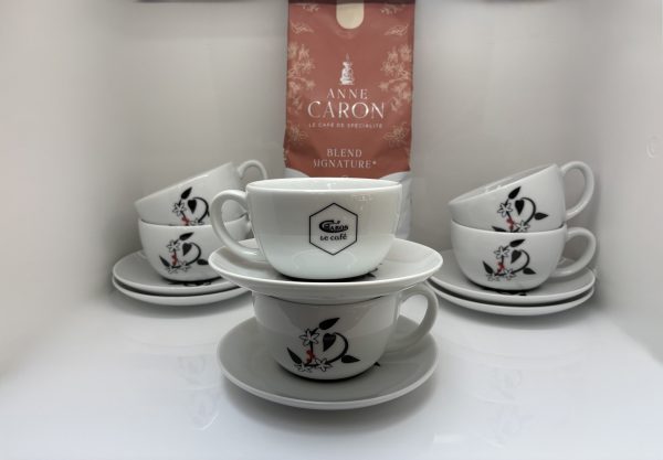 1kg Caron coffee beans + 6 Caron cappuccino cups